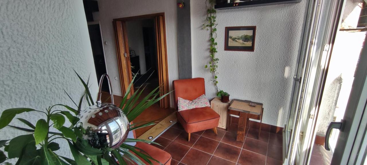 סמדרבו Sokolov Apartment מראה חיצוני תמונה