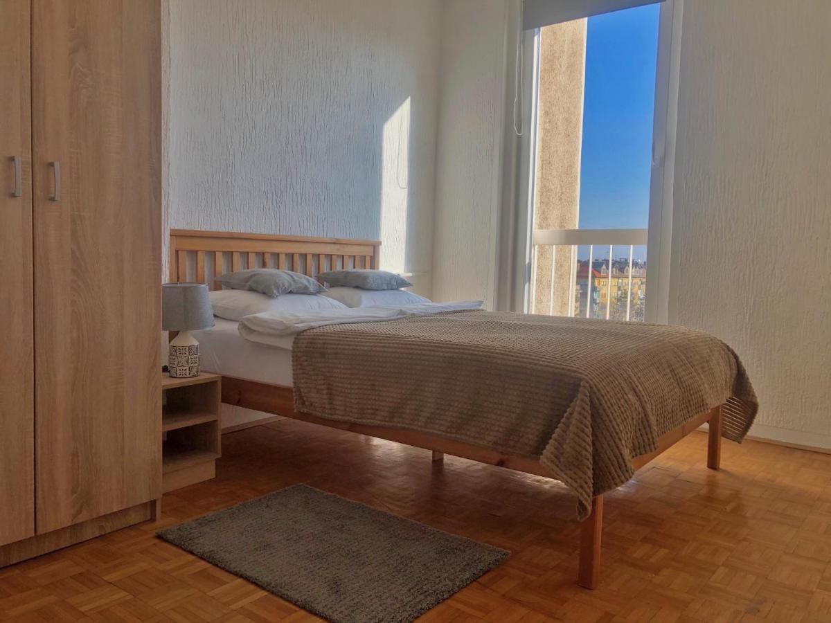 סמדרבו Sokolov Apartment מראה חיצוני תמונה